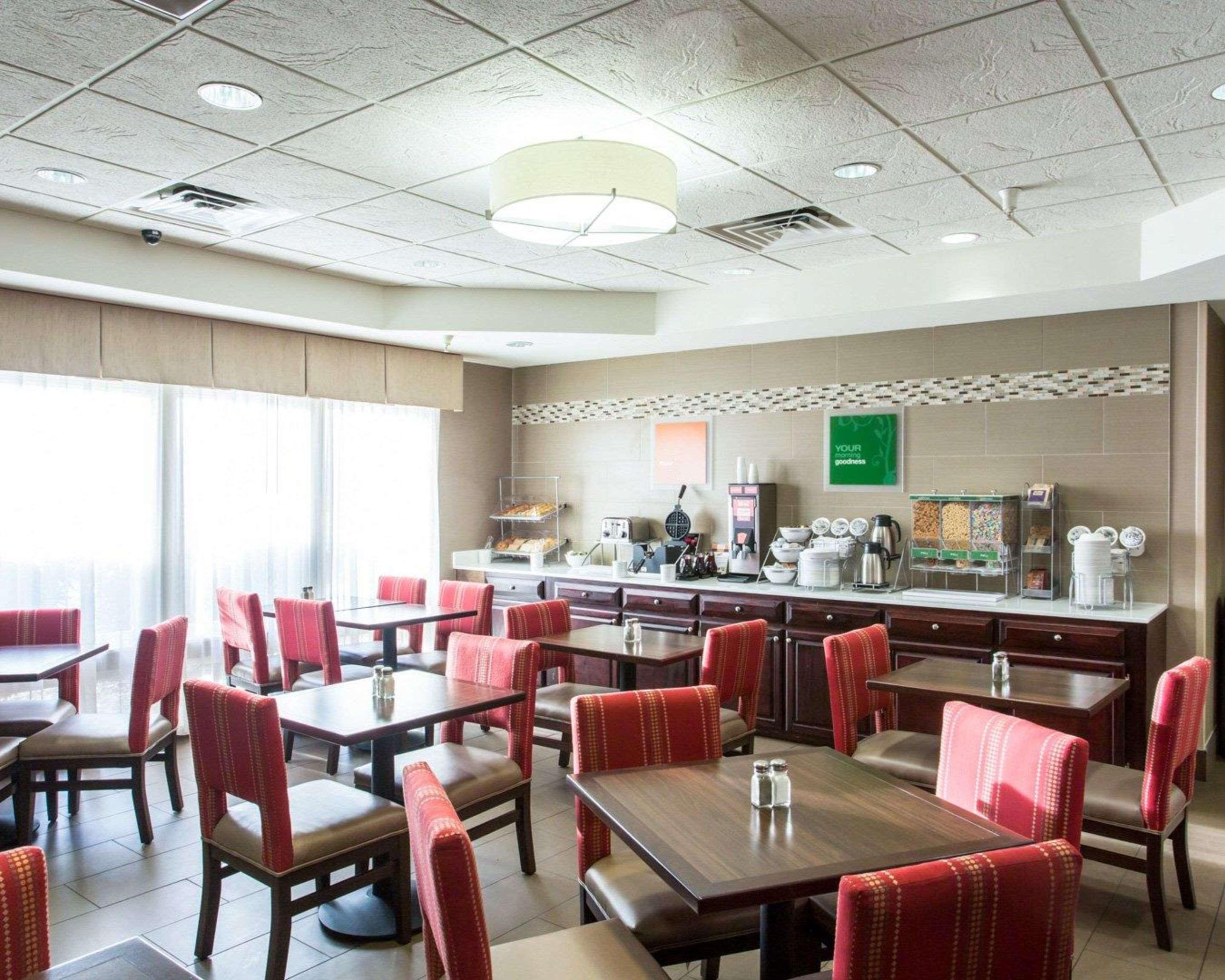Comfort Suites Кроссвилл Экстерьер фото