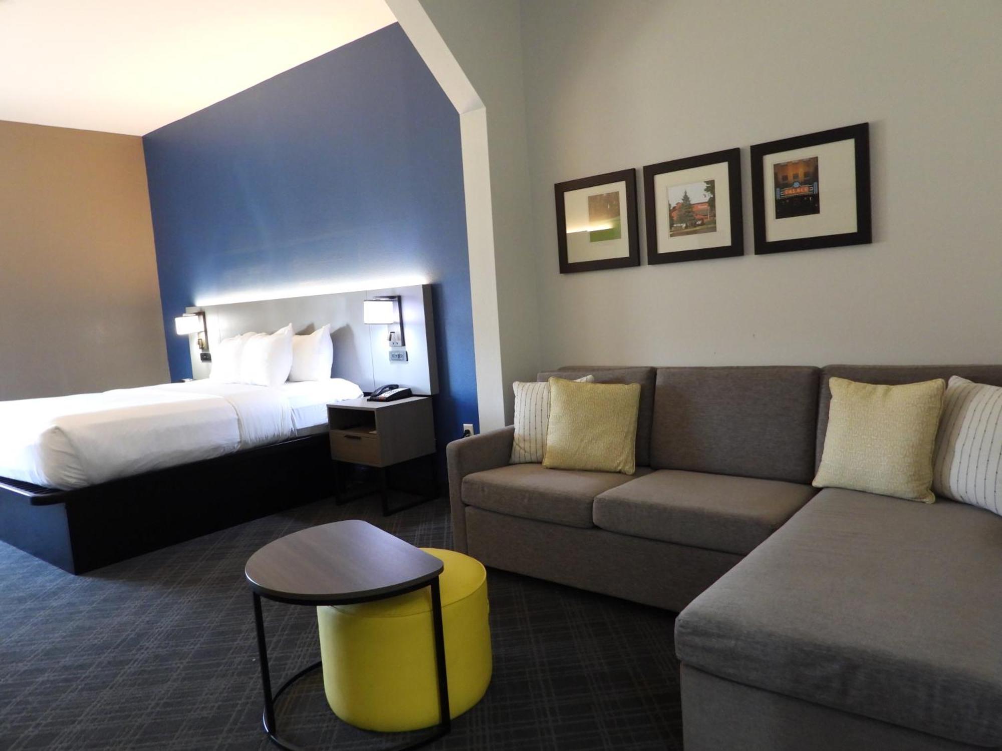 Comfort Suites Кроссвилл Экстерьер фото
