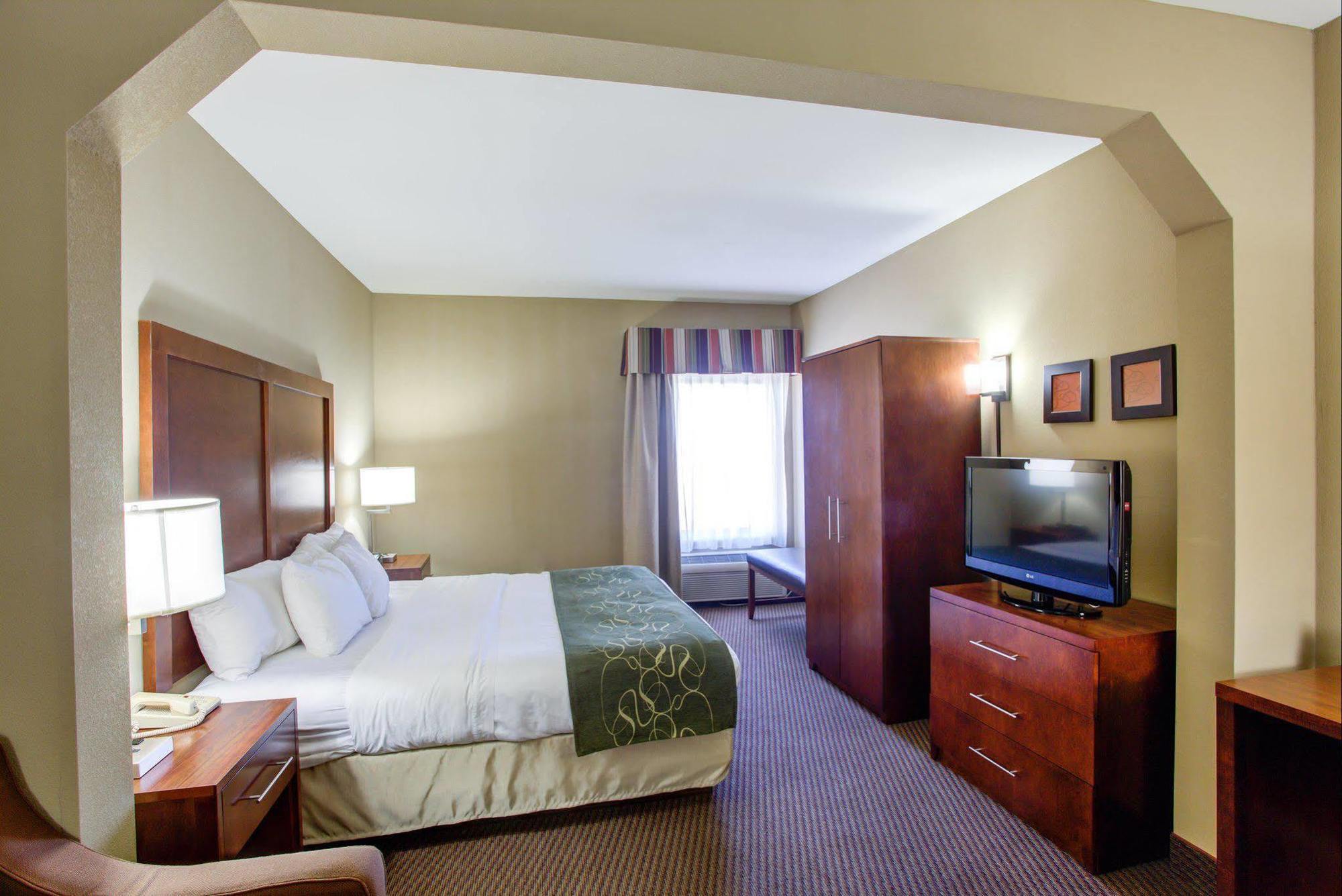 Comfort Suites Кроссвилл Экстерьер фото